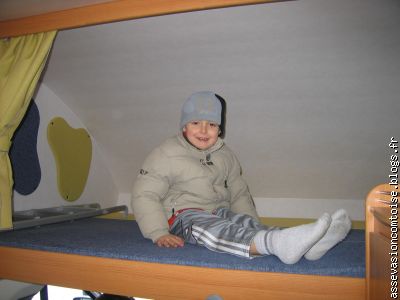 Qui est ce petit gar&ccedil;on qui a d&eacute;j&agrave; trouv&eacute; sa place ?